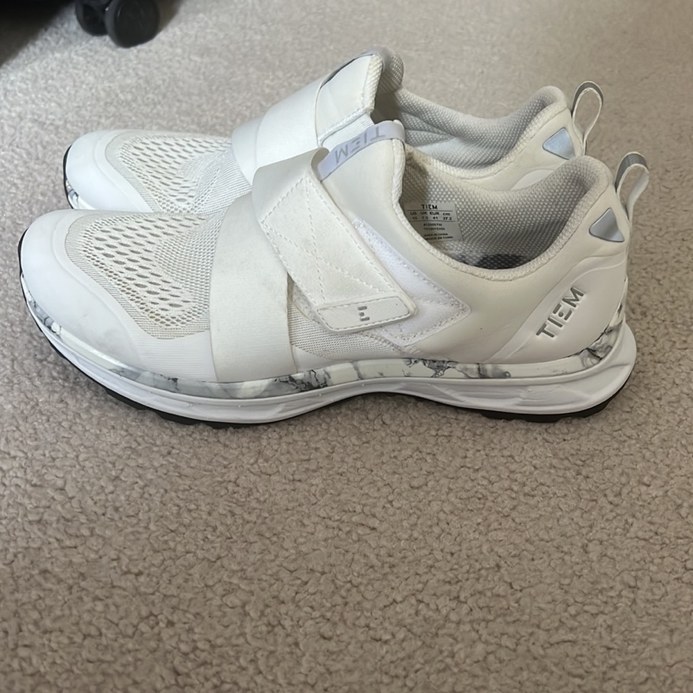 Tiem Slipstream Size white marble 10 WITH SPD cleats attached
